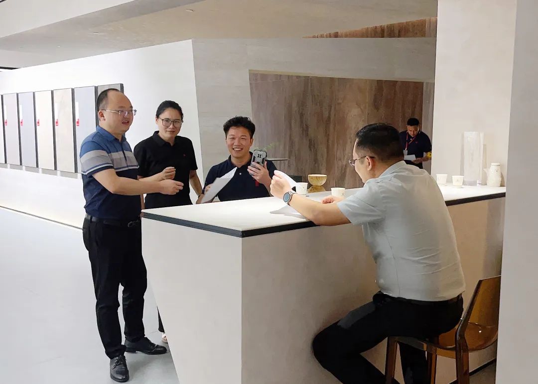 抖“星”行動(dòng)丨大將軍瓷磚2023抖音直播陪跑計劃啟動(dòng)，引爆流量密碼！(圖19)